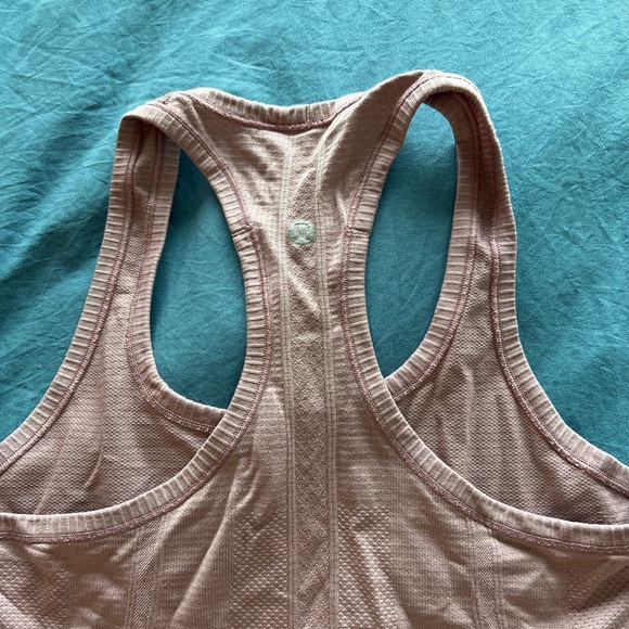 Lululemon women’s run swiftly tank top- light pink - Picture 2 of 2